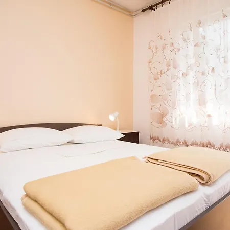 아파트 S Velikim Dvoristem 푸나트